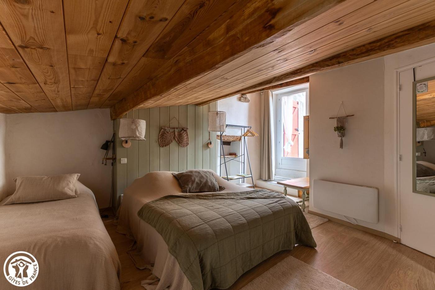 Le Logis D'Hestia Apartment Billom Cameră foto