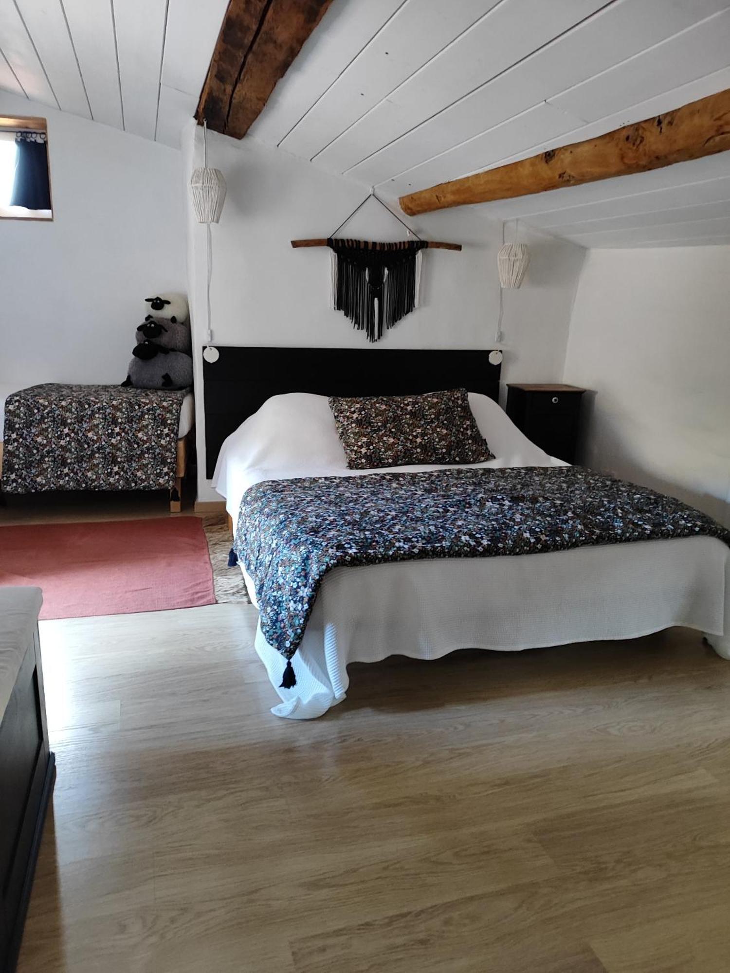 Le Logis D'Hestia Apartment Billom Exterior foto